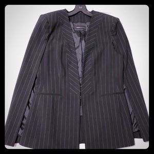 BCBG maxAzria PINSTRIPE Cape Blazer